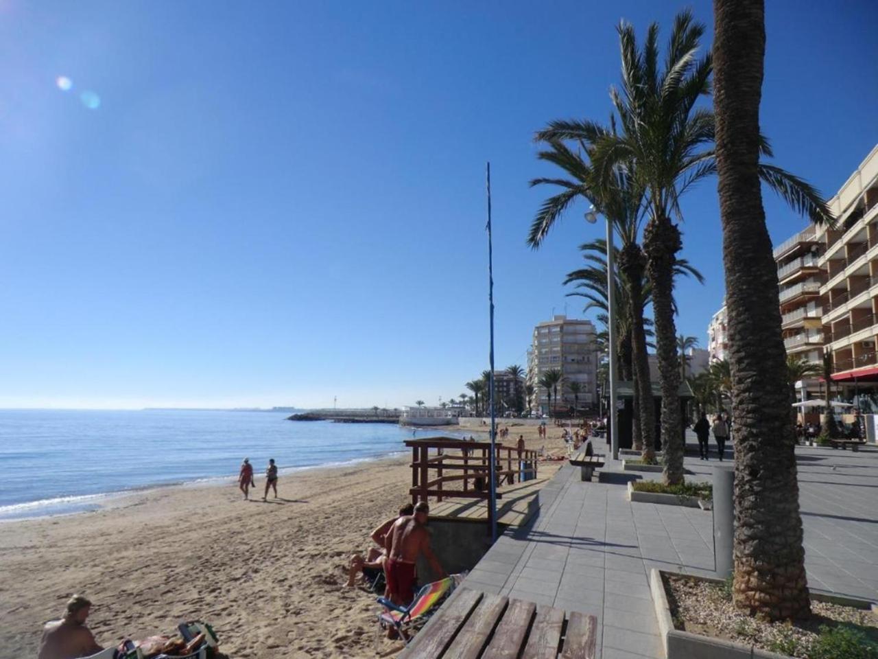 Casa Amorosa Apartment With Pool - Close To Beach, City Centre And Bus Station Torrevieja Buitenkant foto